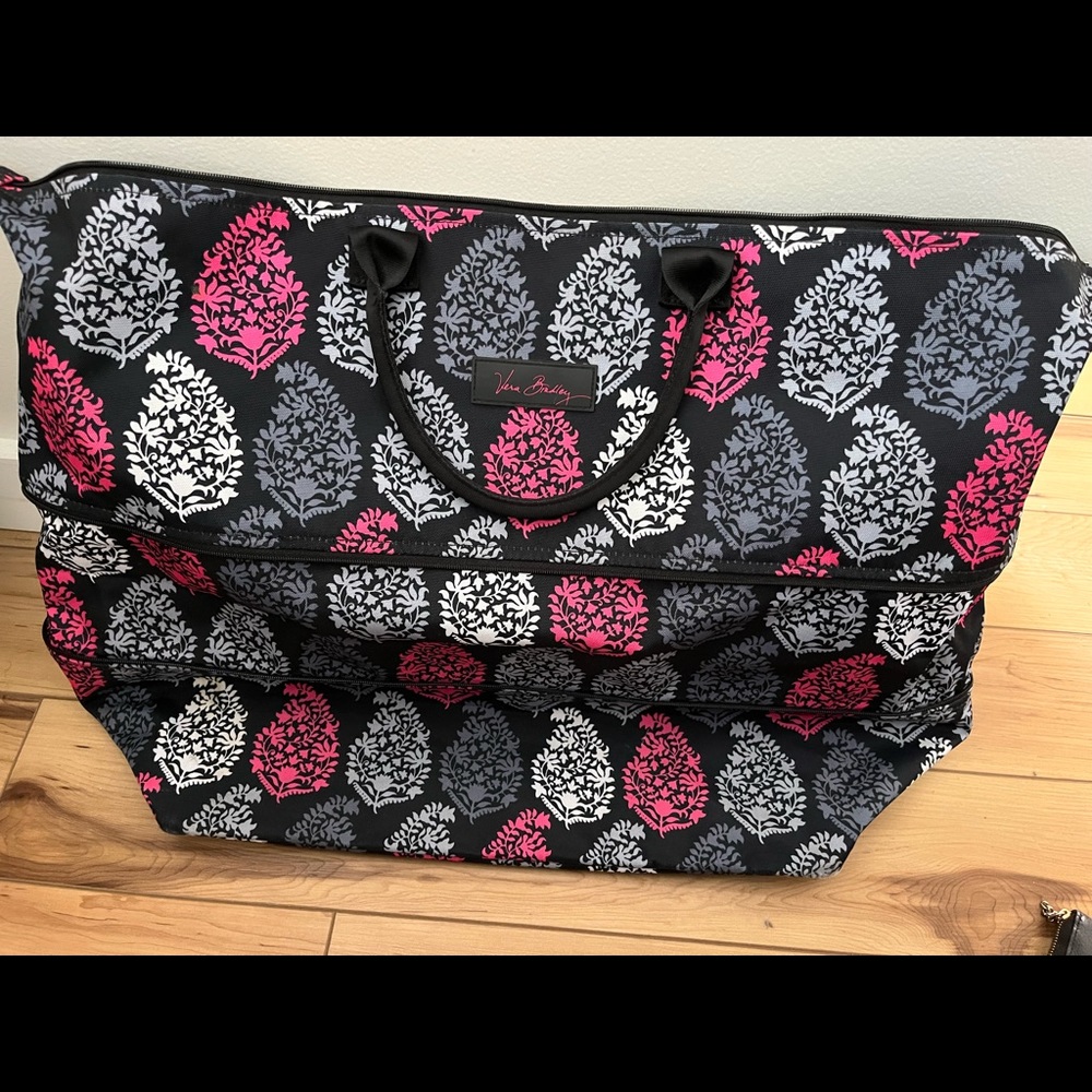 Vera Bradly Weekend Tote